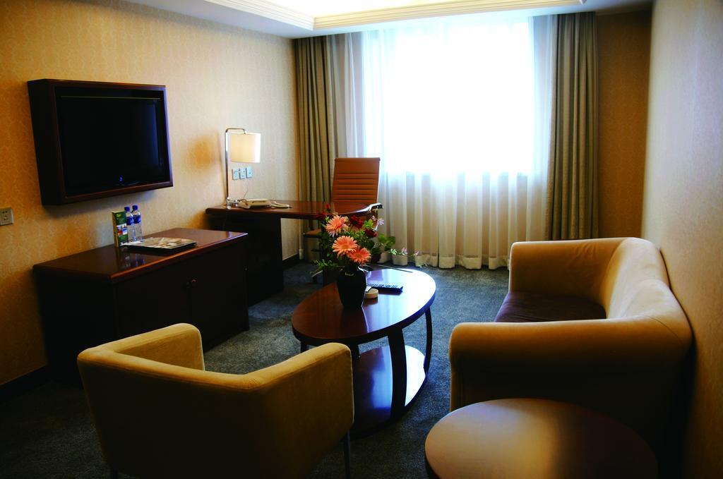 New Gloria Plaza Garden Hotel חרבין מראה חיצוני תמונה